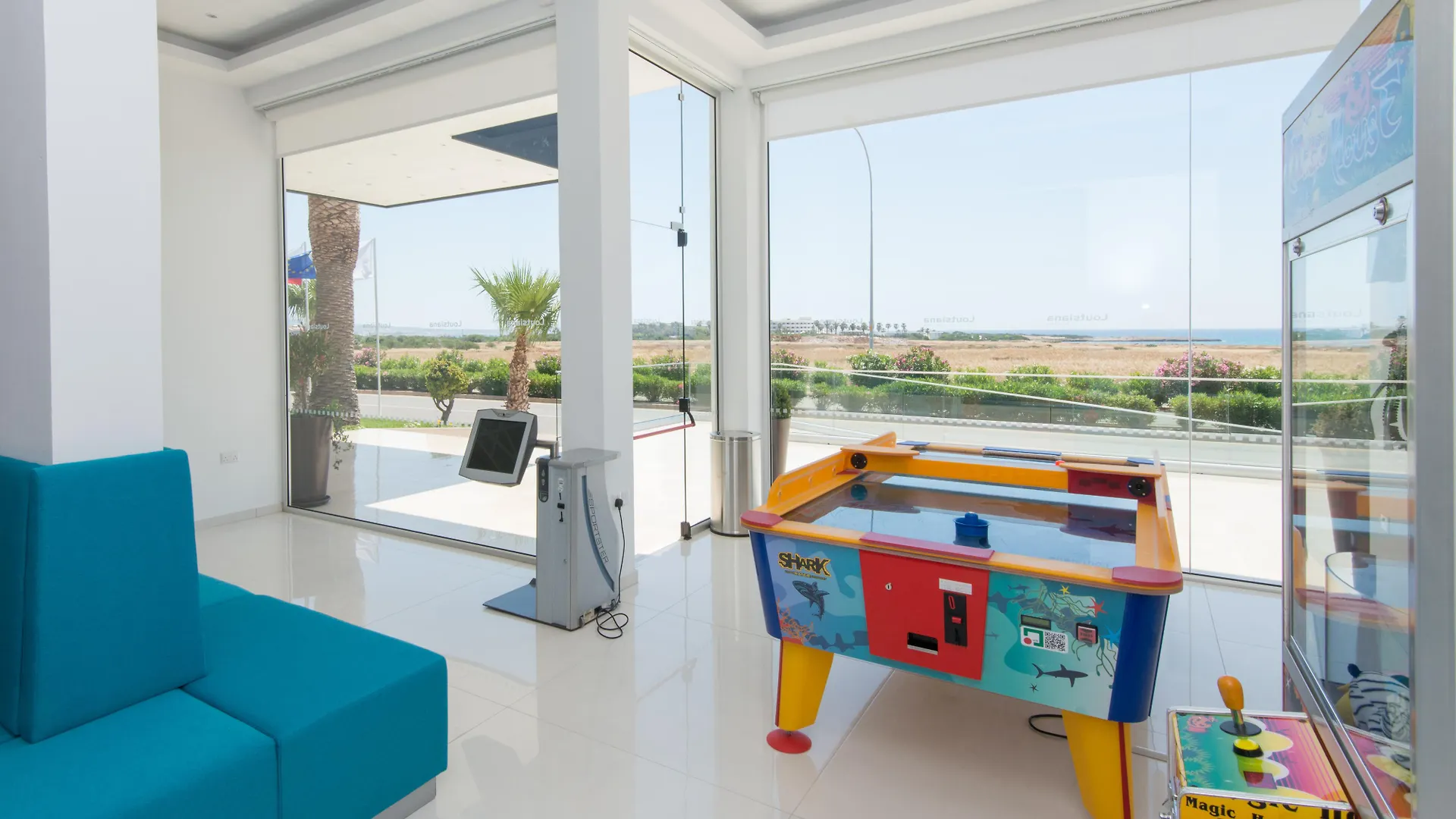 Loutsiana Deluxe Apts Αγία Νάπα 3*,
