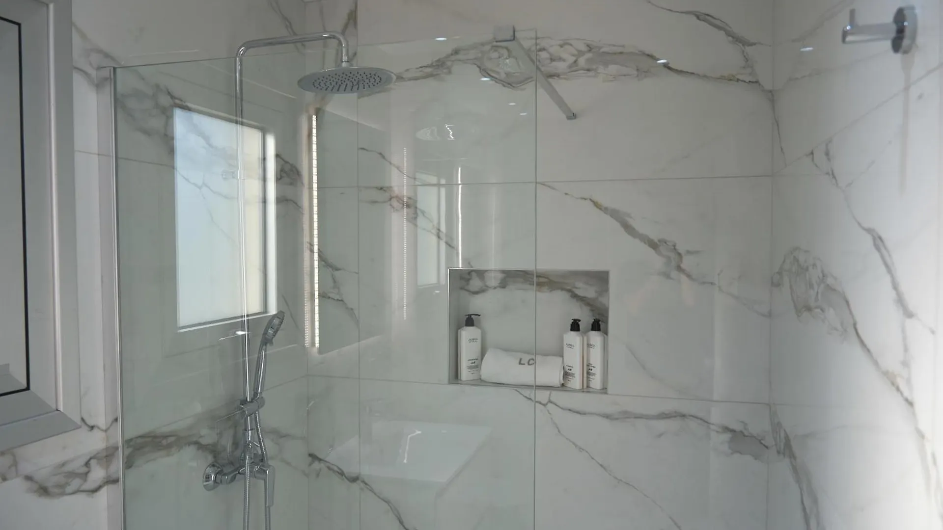Loutsiana Deluxe Apts Αγία Νάπα Κύπρος