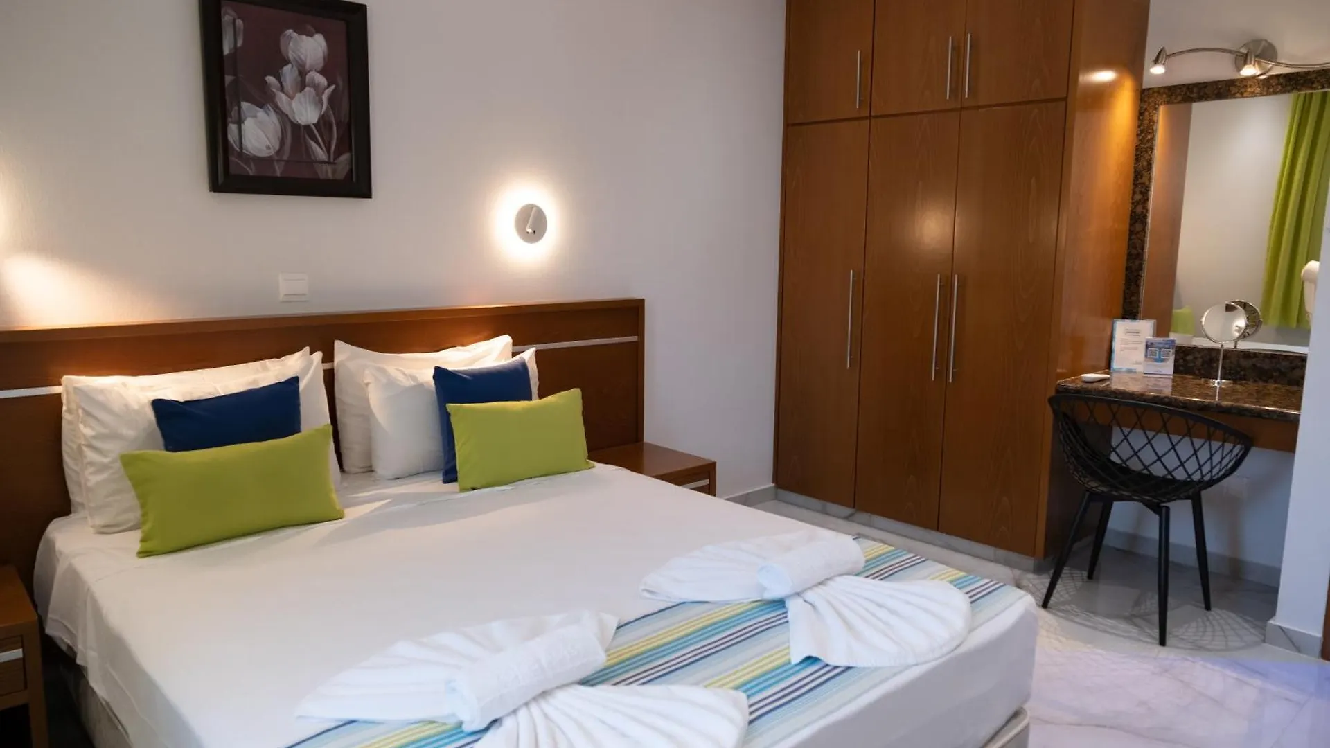 Loutsiana Deluxe Apts Αγία Νάπα